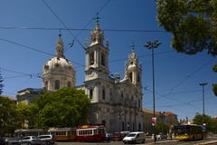 Verkehr um basilica de Estrela lizenzfreies stockbild Verkehr um basilica de Estrela lizenzfreies stockbild