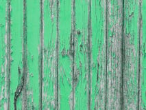 Vernietigde houten muur met groene schilverf stock afbeeldingen Vernietigde houten muur met groene schilverf stock afbeeldingen