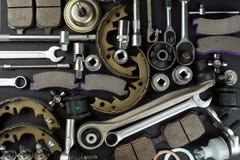 Verschiedene Autoteile und -werkzeuge stockbild Verschiedene Autoteile und -werkzeuge stockbild