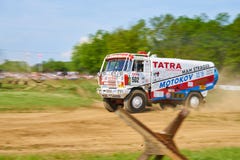 Version de Tatra Dakar dans l'action image libre de droits Version de Tatra Dakar dans l'action image libre de droits