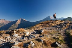 Viandante in montagne di Tatras immagine stock Viandante in montagne di Tatras immagine stock