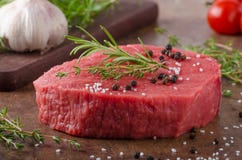 Viande de boeuf crue photos stock Viande de boeuf crue photos stock