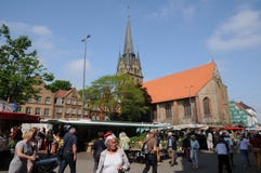 VIDA DIARIA DE LAS COMPRAS EN FLENSBURG-FLENSBORG imágenes de archivo libres de regalías VIDA DIARIA DE LAS COMPRAS EN FLENSBURG-FLENSBORG imágenes de archivo libres de regalías