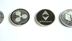 Video dello scorrevole di Bitcoin, Ethereum, ondulazione, neo, EOS, un poco, monete di cryptocurrency di Monero archivi video Video dello scorrevole di Bitcoin, Ethereum, ondulazione, neo, EOS, un poco, monete di cryptocurrency di Monero archivi video