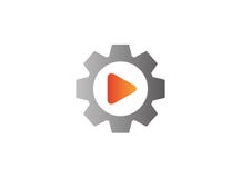 Video leksymbol inom ett kugghjuldrev för logodesign vektor illustrationer Video leksymbol inom ett kugghjuldrev för logodesign vektor illustrationer