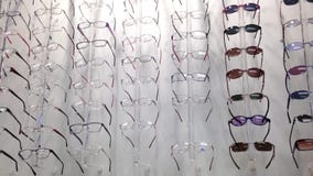 Vidrios del ojo de la exhibición almacen de metraje de vídeo Vidrios del ojo de la exhibición almacen de metraje de vídeo