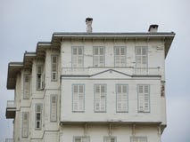 Vieille maison à Istanbul, Turquie photos libres de droits Vieille maison à Istanbul, Turquie photos libres de droits