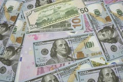 Viel Dollar und Eurobanknote als Hintergrund stockbild Viel Dollar und Eurobanknote als Hintergrund stockbild