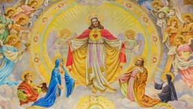 Viena - el mosaico de Jesus Christ con los ángeles en la catedral ortodoxa rusa de San Nicolás imagen de archivo Viena - el mosaico de Jesus Christ con los ángeles en la catedral ortodoxa rusa de San Nicolás imagen de archivo