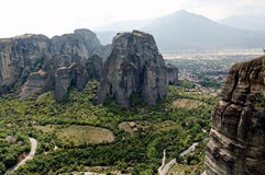 View on the beautiful rocky mountains near Meteora Monasteries in Greece royalty free stock photo View on the beautiful rocky mountains near Meteora Monasteries in Greece royalty free stock photo