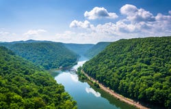 View of the New River from Hawk's Nest State Park, West Virginia
