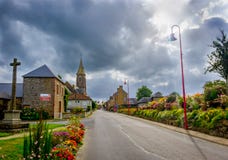 Vila St-Fraimbault foto de stock Vila St-Fraimbault foto de stock