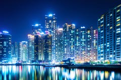 Ville de Busan la nuit images stock Ville de Busan la nuit images stock