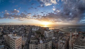 Ville de Gaza de l'augmentation trop haut photos stock Ville de Gaza de l'augmentation trop haut photos stock
