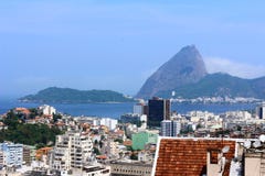 Ville de Rio de Janeiro avec l'urbanism et la nature photographie stock libre de droits Ville de Rio de Janeiro avec l'urbanism et la nature photographie stock libre de droits