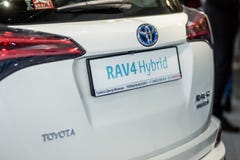 Vinnitsa Ukraina, Październik, - 10, 2017 Toyota RAV 4 hybrydu concep zdjęcie stock Vinnitsa Ukraina, Październik, - 10, 2017 Toyota RAV 4 hybrydu concep zdjęcie stock