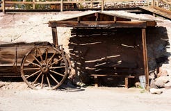 Vintage Shack And Horsewagon Royalty Free Stock Photography Vintage Shack And Horsewagon Royalty Free Stock Photography