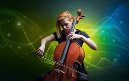 Violoncelista com conceito fabulado colorido fotos de stock royalty free Violoncelista com conceito fabulado colorido fotos de stock royalty free