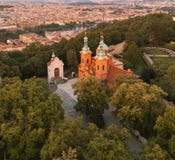 Visión desde la torre de Petrin, Praga fotografía de archivo Visión desde la torre de Petrin, Praga fotografía de archivo