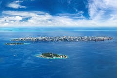 Vista aerea maschio della città Immagini Stock Libere da Diritti Vista aerea maschio della città Immagini Stock Libere da Diritti