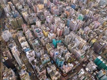 Vista aérea de los apartamentos de Hong Kong en el fondo del paisaje urbano, Sha imagenes de archivo Vista aérea de los apartamentos de Hong Kong en el fondo del paisaje urbano, Sha imagenes de archivo