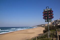 Vista da praia vazia em Umdloti, Durban África do Sul Vista da praia vazia em Umdloti, Durban África do Sul