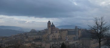 Vista de Urbino, It?lia imagem de stock Vista de Urbino, It?lia imagem de stock