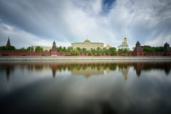 Vista del Kremlin y del terraplén del Kremlin Moscú, Rusia fotografía de archivo Vista del Kremlin y del terraplén del Kremlin Moscú, Rusia fotografía de archivo