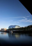Vista della sede prudente di spettacolo che trascura 5 novembre 2012 il fiume Tyne - Newcastle e Gateshead, Regno Unito - immagini stock libere da diritti Vista della sede prudente di spettacolo che trascura 5 novembre 2012 il fiume Tyne - Newcastle e Gateshead, Regno Unito - immagini stock libere da diritti