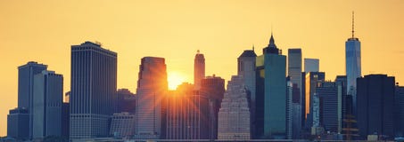 Vista panoramica del Midtown di New York Manhattan al tramonto immagine stock Vista panoramica del Midtown di New York Manhattan al tramonto immagine stock