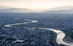 Vista panoramica della città di Gifu, Giappone fotografia stock Vista panoramica della città di Gifu, Giappone fotografia stock