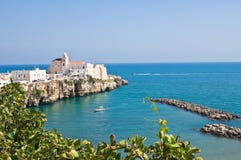 Vista panorâmica de Vieste. Puglia. Itália. imagens de stock Vista panorâmica de Vieste. Puglia. Itália. imagens de stock