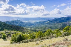 Vista para o vale de Sonoma, Sugarloaf Ridge State Park, Sonoma County, Califórnia Fotografia de Stock Vista para o vale de Sonoma, Sugarloaf Ridge State Park, Sonoma County, Califórnia Fotografia de Stock