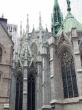 Vista posterior de St Patrick y de x27; catedral NYC de s fotos de archivo Vista posterior de St Patrick y de x27; catedral NYC de s fotos de archivo