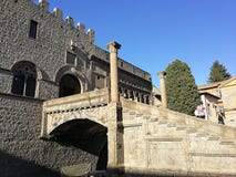 Viterbo - Scala del Palazzo dei Papi
