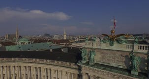 Vliegend boven Keizerpaleis Hofburg, Wenen Vliegend boven Keizerpaleis Hofburg, Wenen