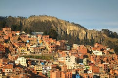 Vogelperspektive des Abhang-Wohngebiets von La Paz, Bolivien stockfotos Vogelperspektive des Abhang-Wohngebiets von La Paz, Bolivien stockfotos