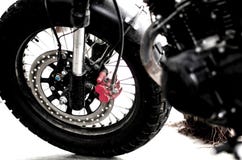 Voorwiel met rem van motorfiets royalty-vrije stock afbeelding Voorwiel met rem van motorfiets royalty-vrije stock afbeelding