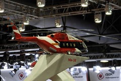 Vorbildliches Helicopter Mi-38 an der internationalen Luftfahrt und am Raum S lizenzfreie stockbilder Vorbildliches Helicopter Mi-38 an der internationalen Luftfahrt und am Raum S lizenzfreie stockbilder