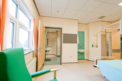 Vue au-dessus d'une salle d'hôpital moderne photographie stock Vue au-dessus d'une salle d'hôpital moderne photographie stock
