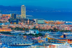 Vue aérienne Barcelone la nuit, Catalogne, Espagne images stock Vue aérienne Barcelone la nuit, Catalogne, Espagne images stock