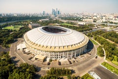Vue aérienne de Moscou avec le stade de Luzhniki photographie stock Vue aérienne de Moscou avec le stade de Luzhniki photographie stock