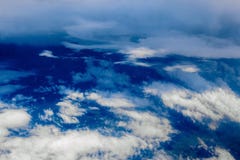 Vue de Cloudscape au-dessus des nuages Images stock Vue de Cloudscape au-dessus des nuages Images stock