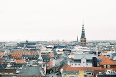 Vue de Copenhague vue d'un dessus de toit image stock Vue de Copenhague vue d'un dessus de toit image stock