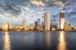 Vue panoramique au secteur de Londres, Canary Wharf, Royaume-Uni photos stock Vue panoramique au secteur de Londres, Canary Wharf, Royaume-Uni photos stock