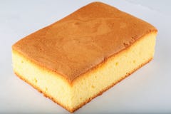 Vue supérieure, gâteau fait maison d'ananas images libres de droits Vue supérieure, gâteau fait maison d'ananas images libres de droits