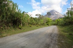 Vulcano di Arenal, Costa Rica immagine stock libera da diritti Vulcano di Arenal, Costa Rica immagine stock libera da diritti