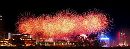 Vuurwerk in de Haven van Hongkong Victoria royalty-vrije stock fotografie Vuurwerk in de Haven van Hongkong Victoria royalty-vrije stock fotografie