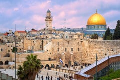 Västra vägg och kupolen av vagga, Jerusalem, Israel Royaltyfria Foton Västra vägg och kupolen av vagga, Jerusalem, Israel Royaltyfria Foton