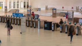 Vídeo de Hyperlapse dos assinantes na estação do World Trade Center video estoque Vídeo de Hyperlapse dos assinantes na estação do World Trade Center video estoque